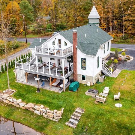 Lakefront Villa With Game Room And Dock In Saylorsburg Exteriör bild